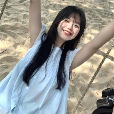 白色酢浆草 封面