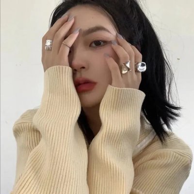 爱玛姑娘 封面